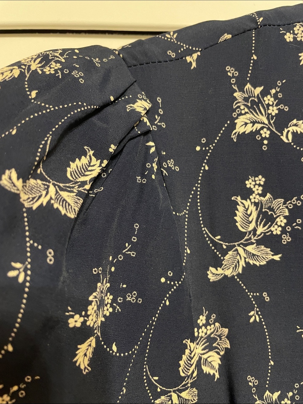 Vintage 80s Laura Ashley Navy & Cream Floral Long Sleeve Faux Wrap Dress Sz 10 - Picture 4 of 11